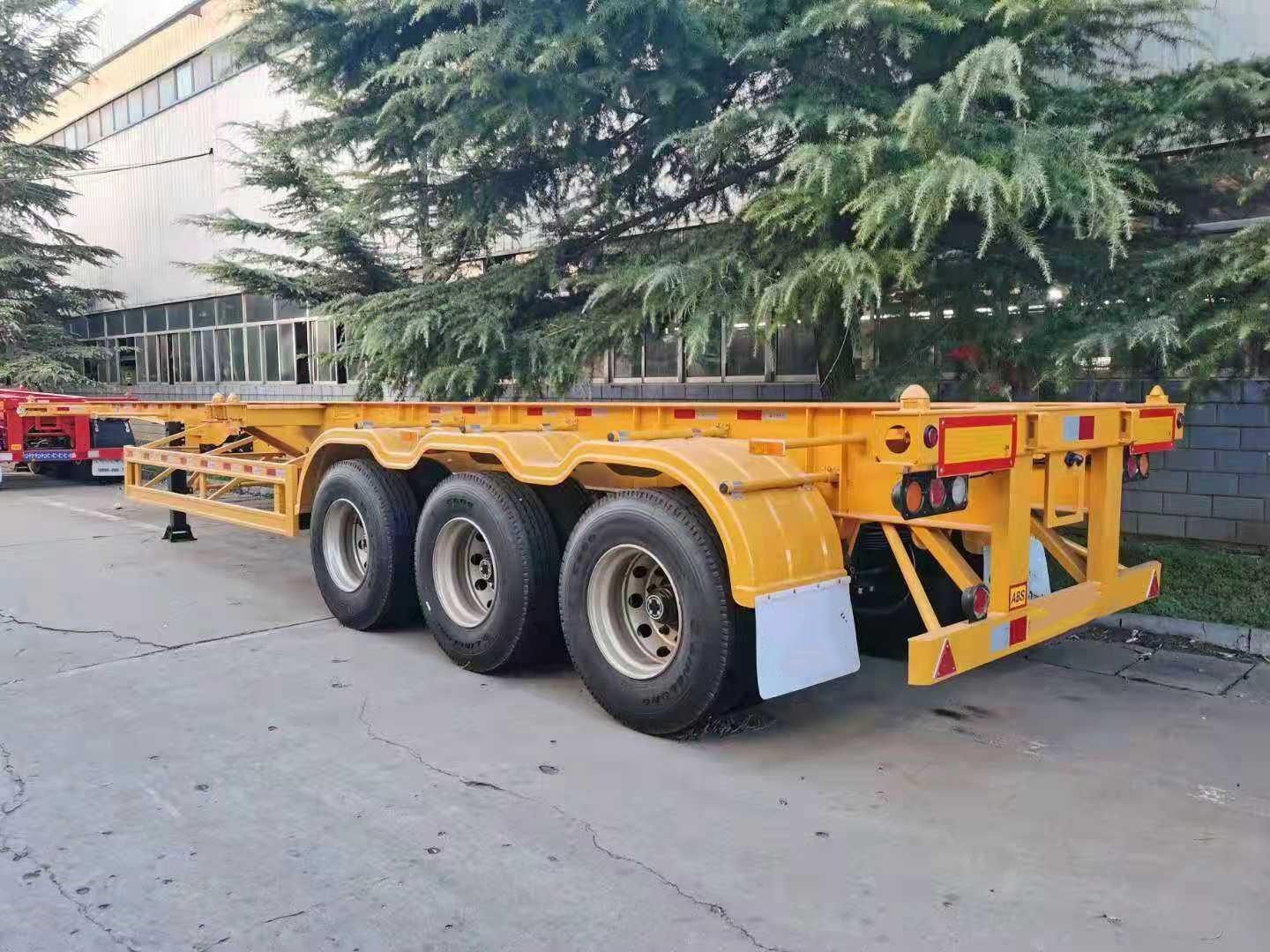 集裝箱運輸半掛車